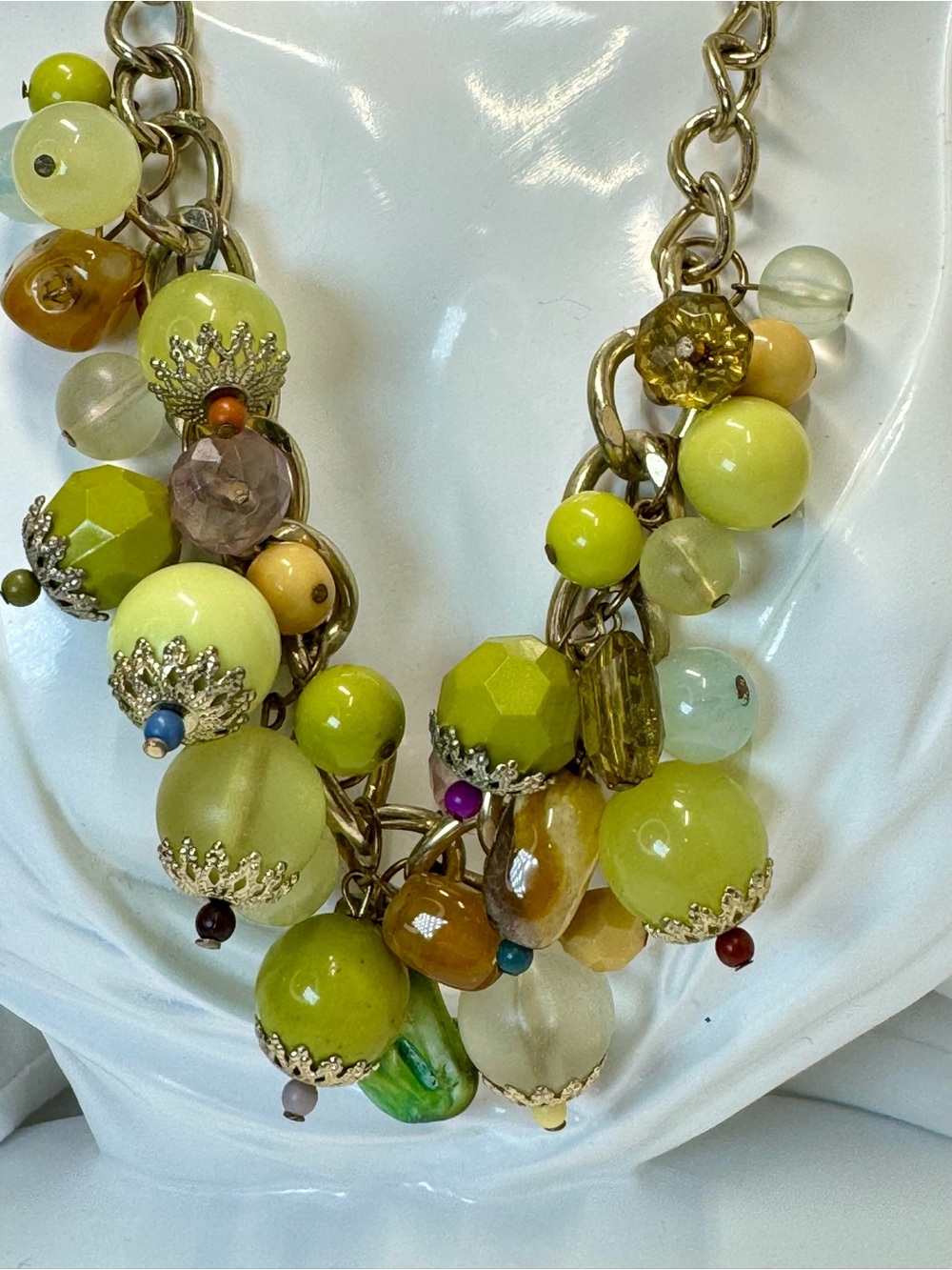 Chunky Tutti- Frutti Style Clustered Style Glass Green Beaded Necklace